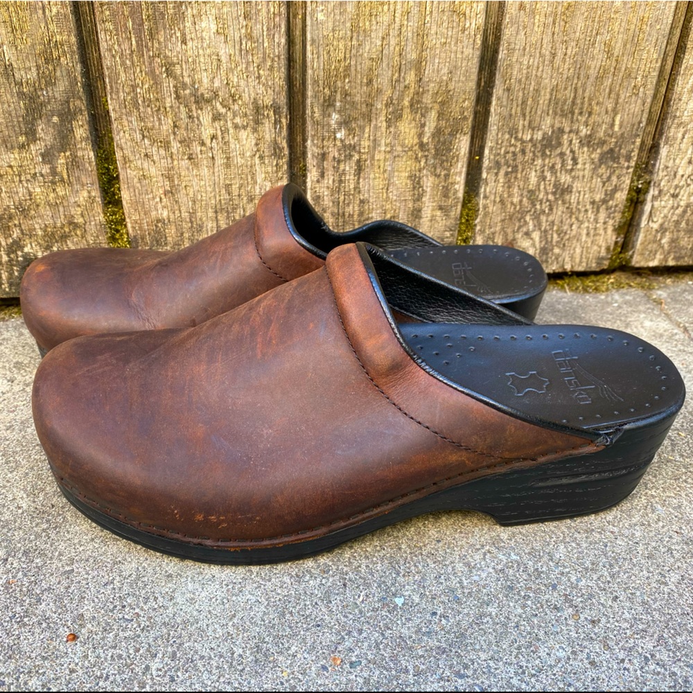 Dansko Sonja Antique Brown size 40